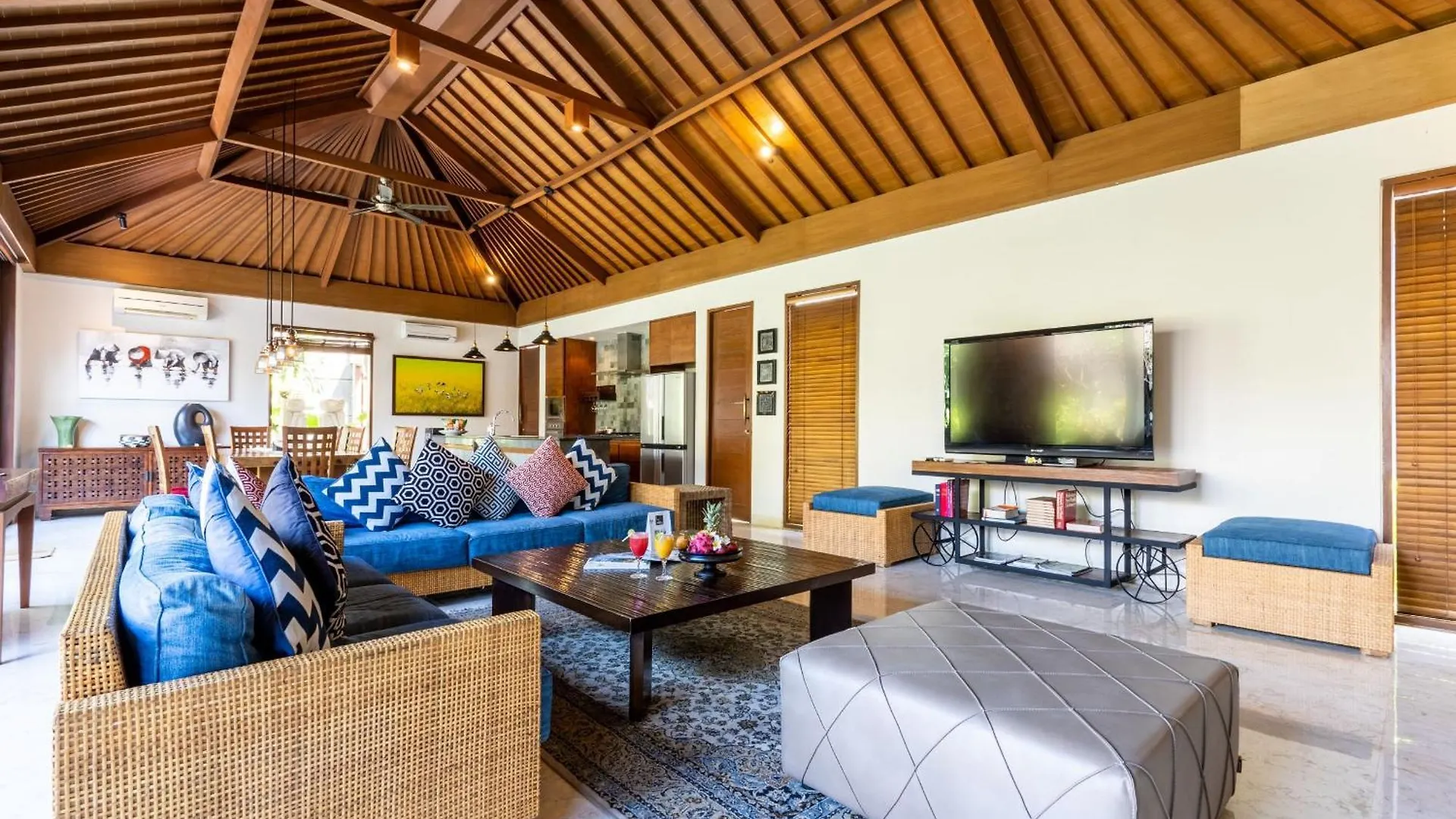 The Akasha Seminyak Bali Luxury Villas 4*, Семиньяк