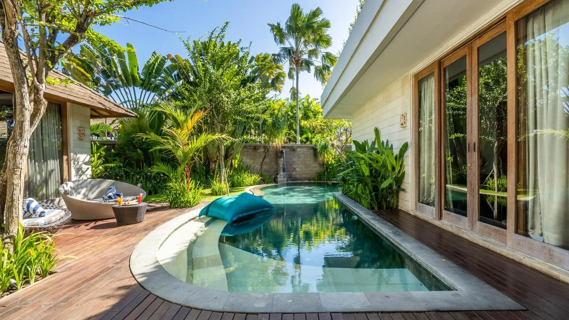 The Akasha Seminyak Bali Luxury Villas 4*, Seminyak (Bali)