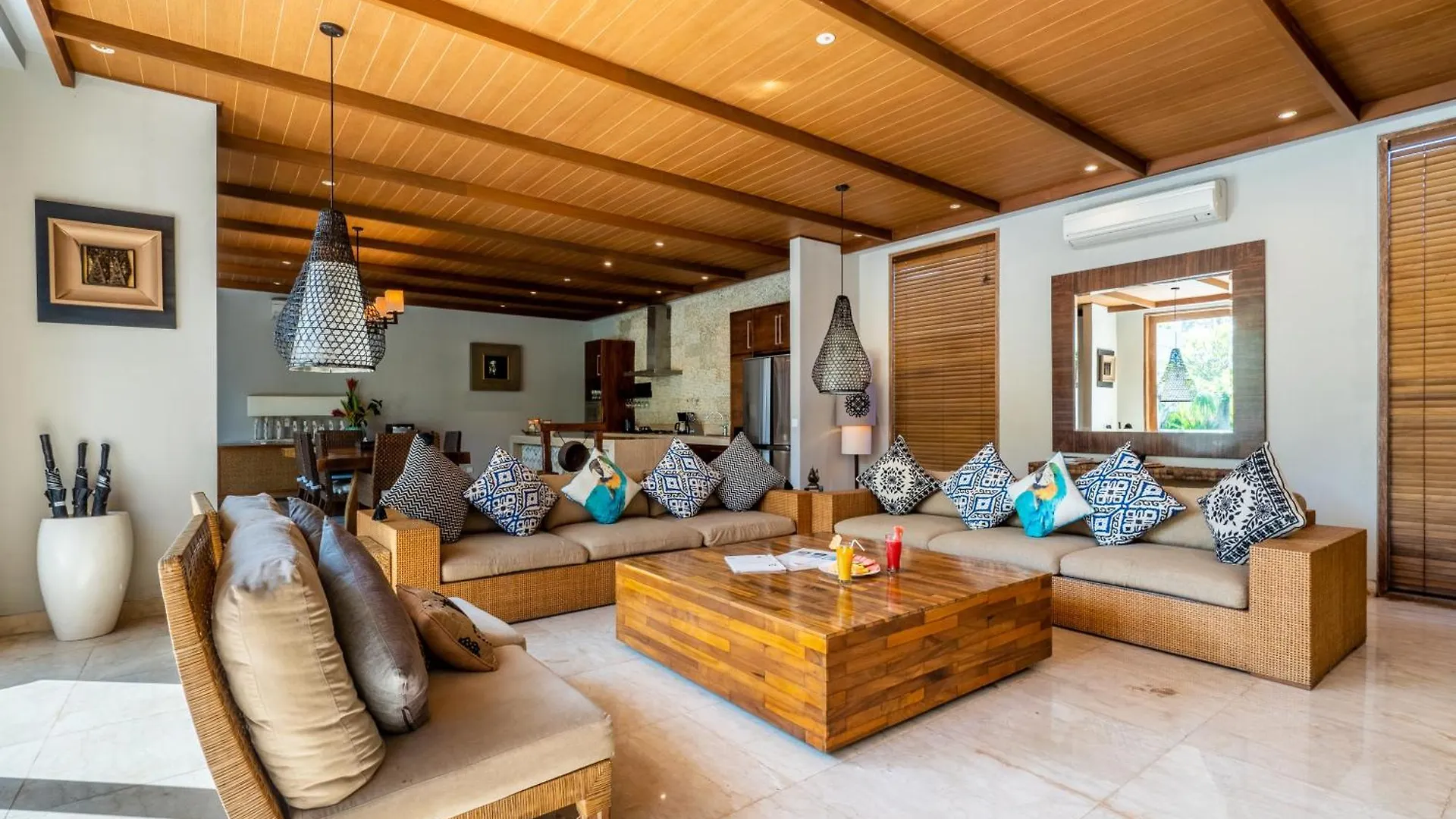 Hotel The Akasha Seminyak Bali Luxury Villas